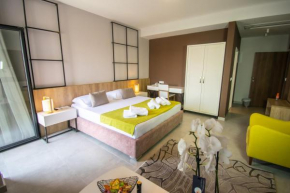 HOTEL HILLS - Free Parking & Breakfast